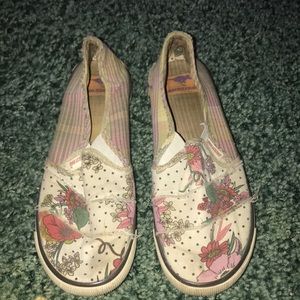Slip on shoes